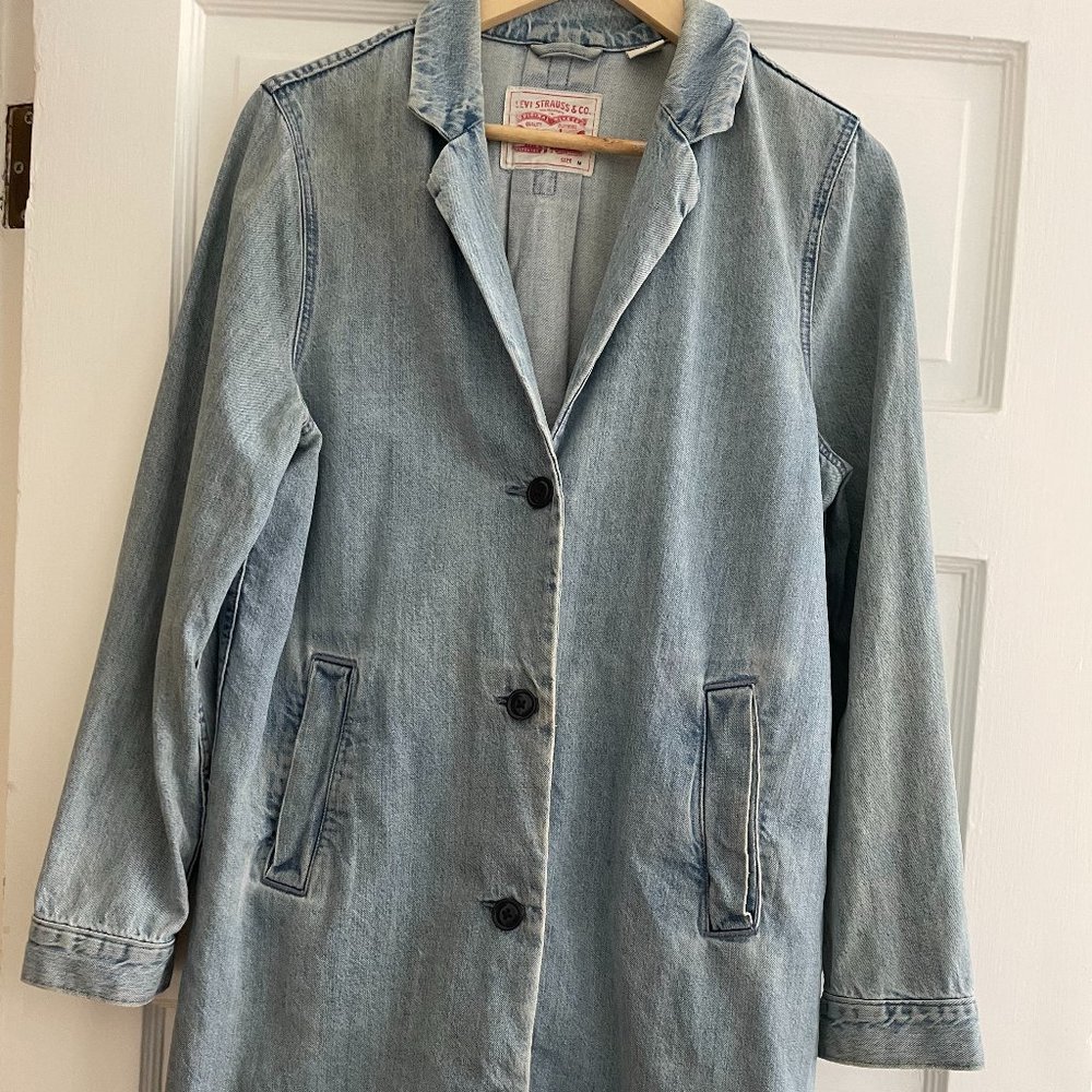 Levis button down jean jacket